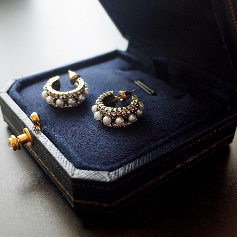 Vintage Small Pearl Hoop Earrings with Diamond for Women（4mm）